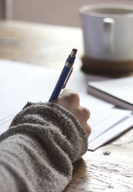 writing-828911_1920-min writing-828911_1920-min